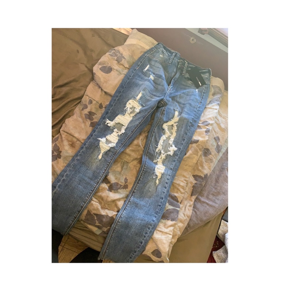Distressed Fashion Nova Skinny Jeans BNWT